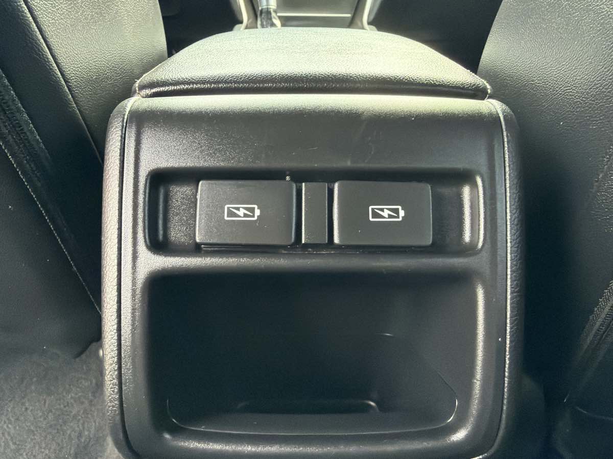 Honda Accord photo 23