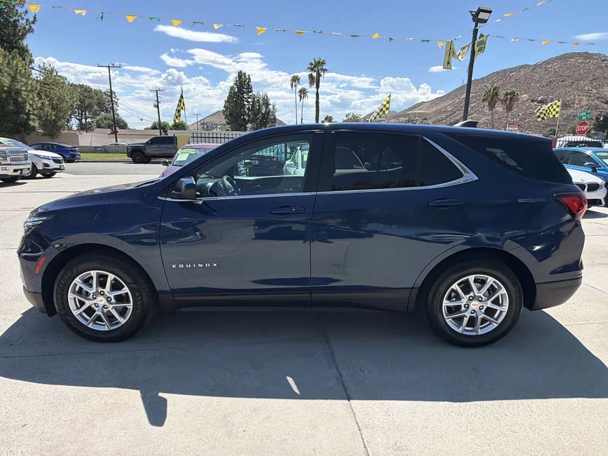 Chevrolet Equinox photo 2