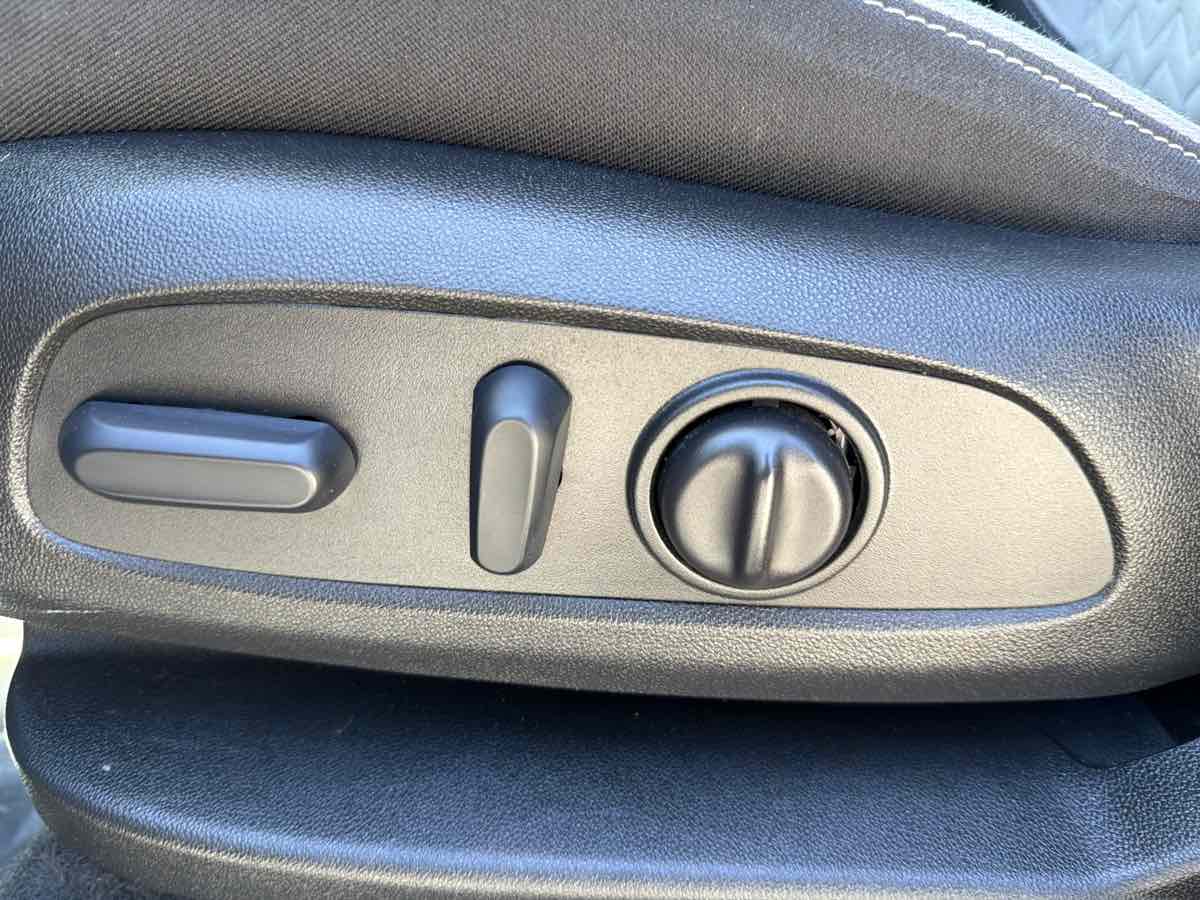 Chevrolet Equinox photo 10