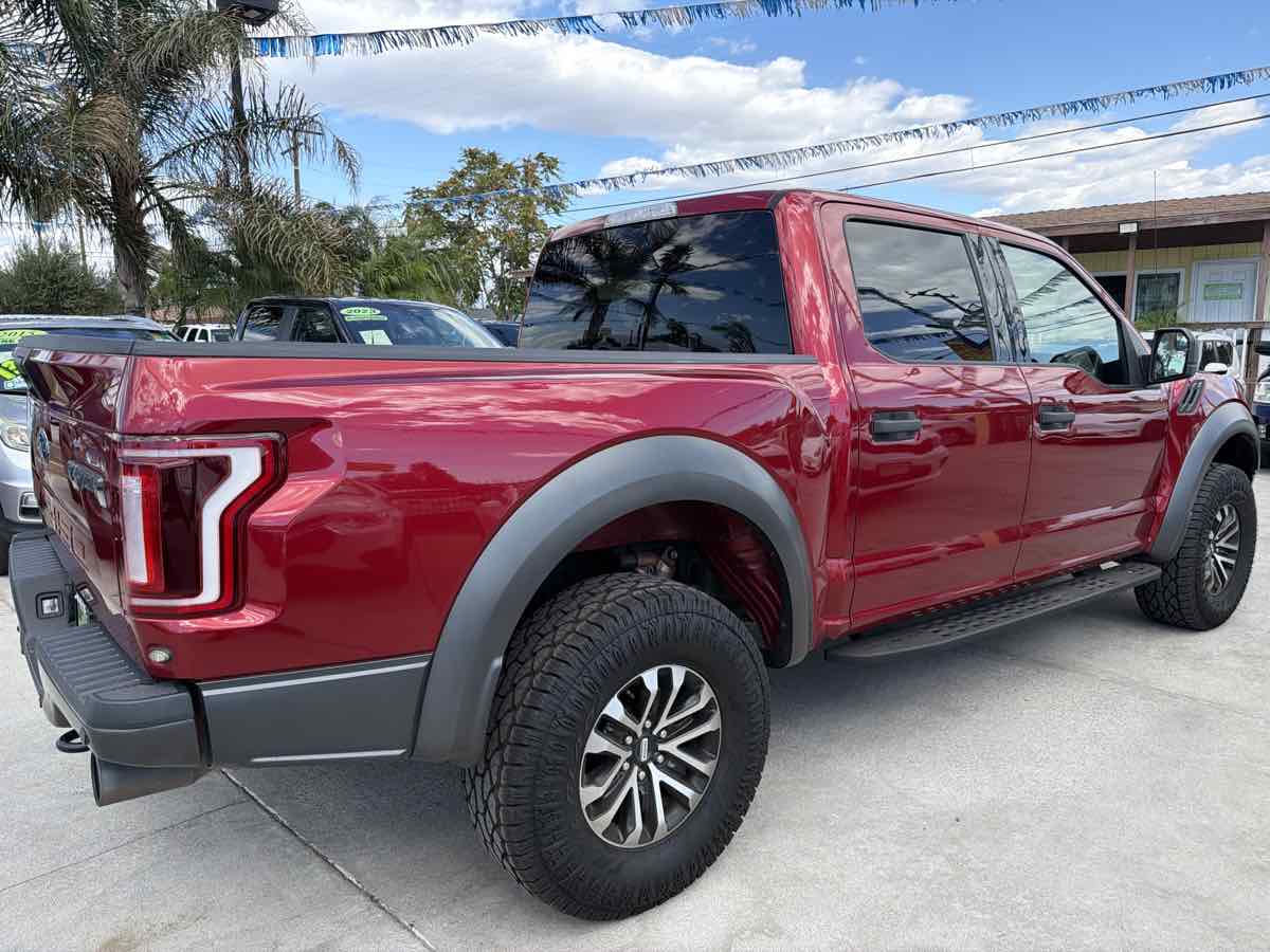 Ford F-150 photo 5