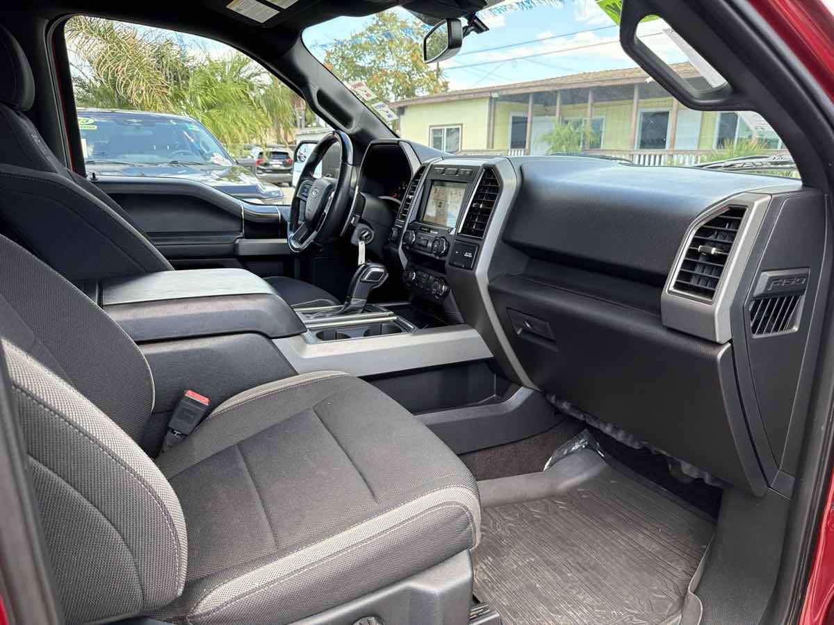 Ford F-150 photo 28