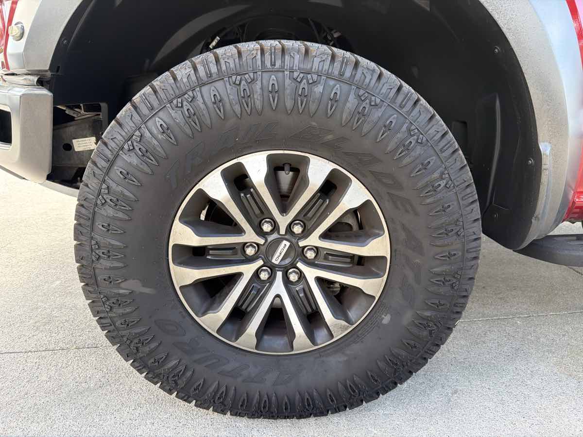 Ford F-150 photo 36