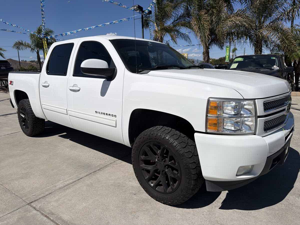 Chevrolet Silverado photo 7