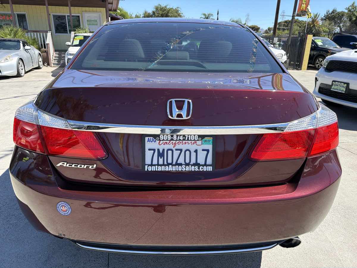 Honda Accord photo 4
