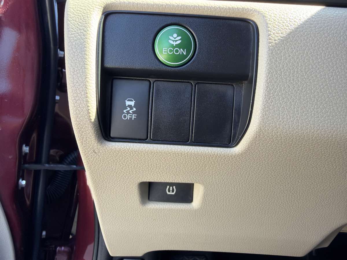 Honda Accord photo 13