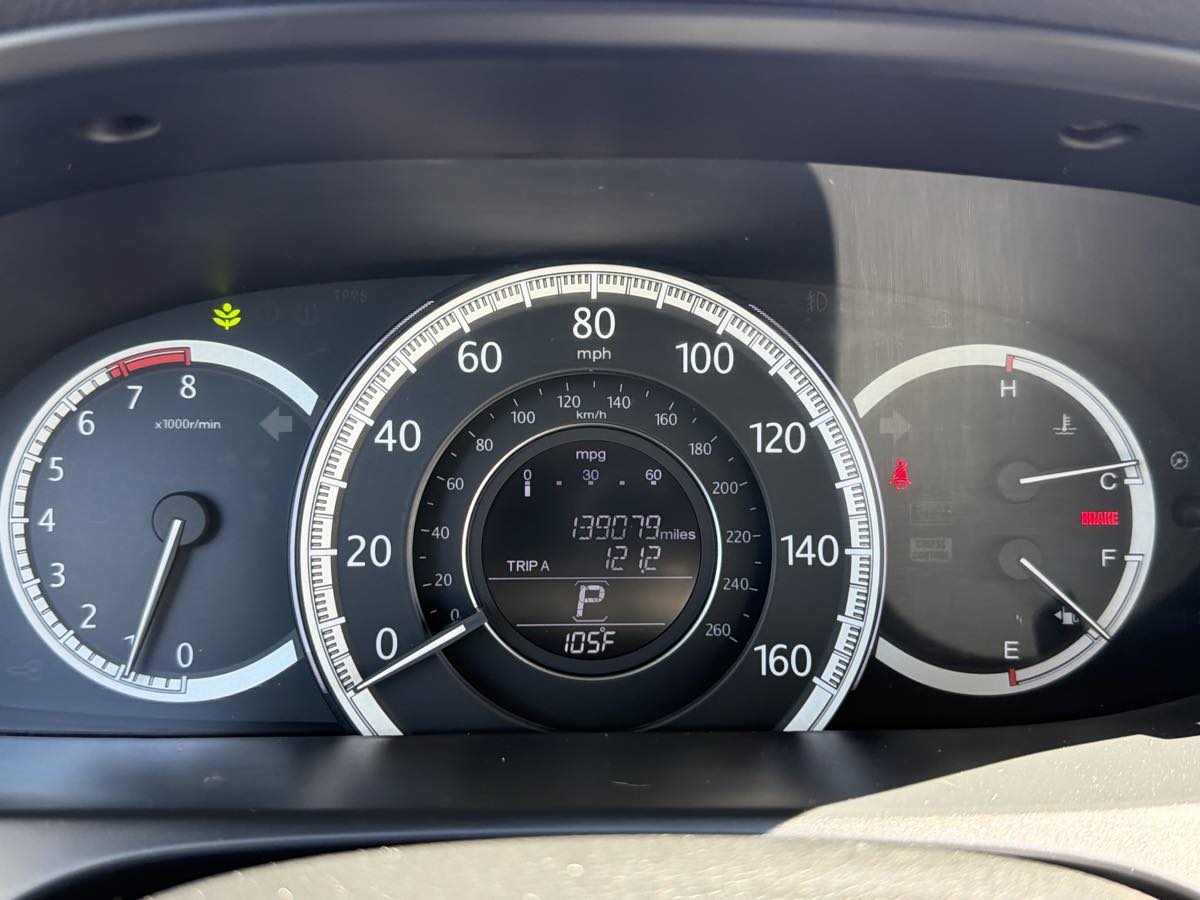 Honda Accord photo 16