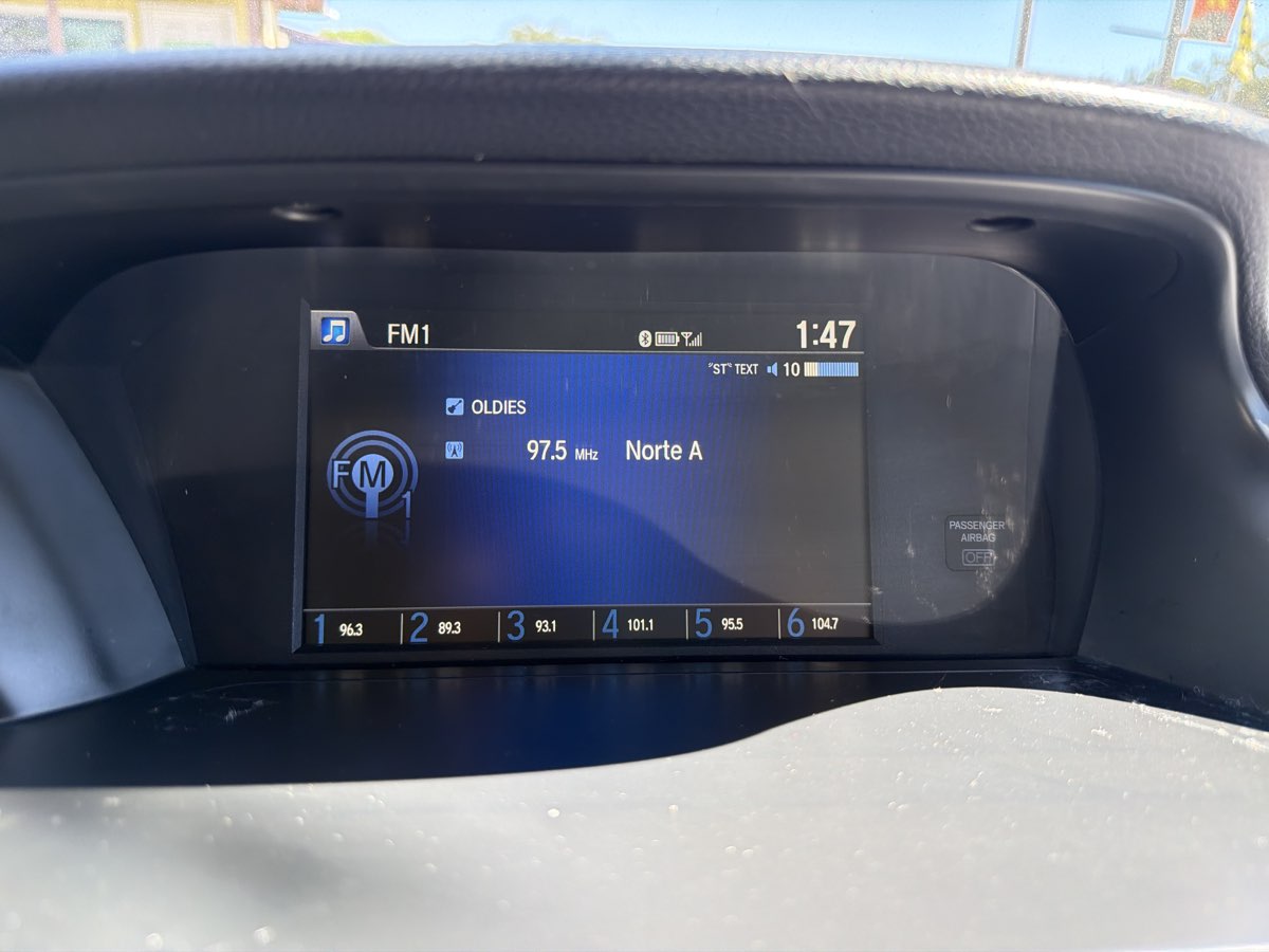 Honda Accord photo 17