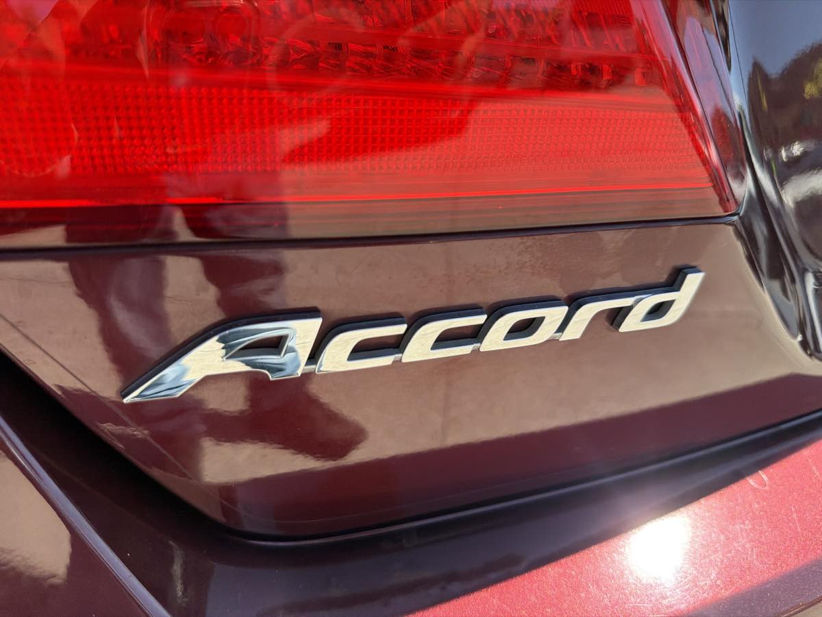 Honda Accord photo 31