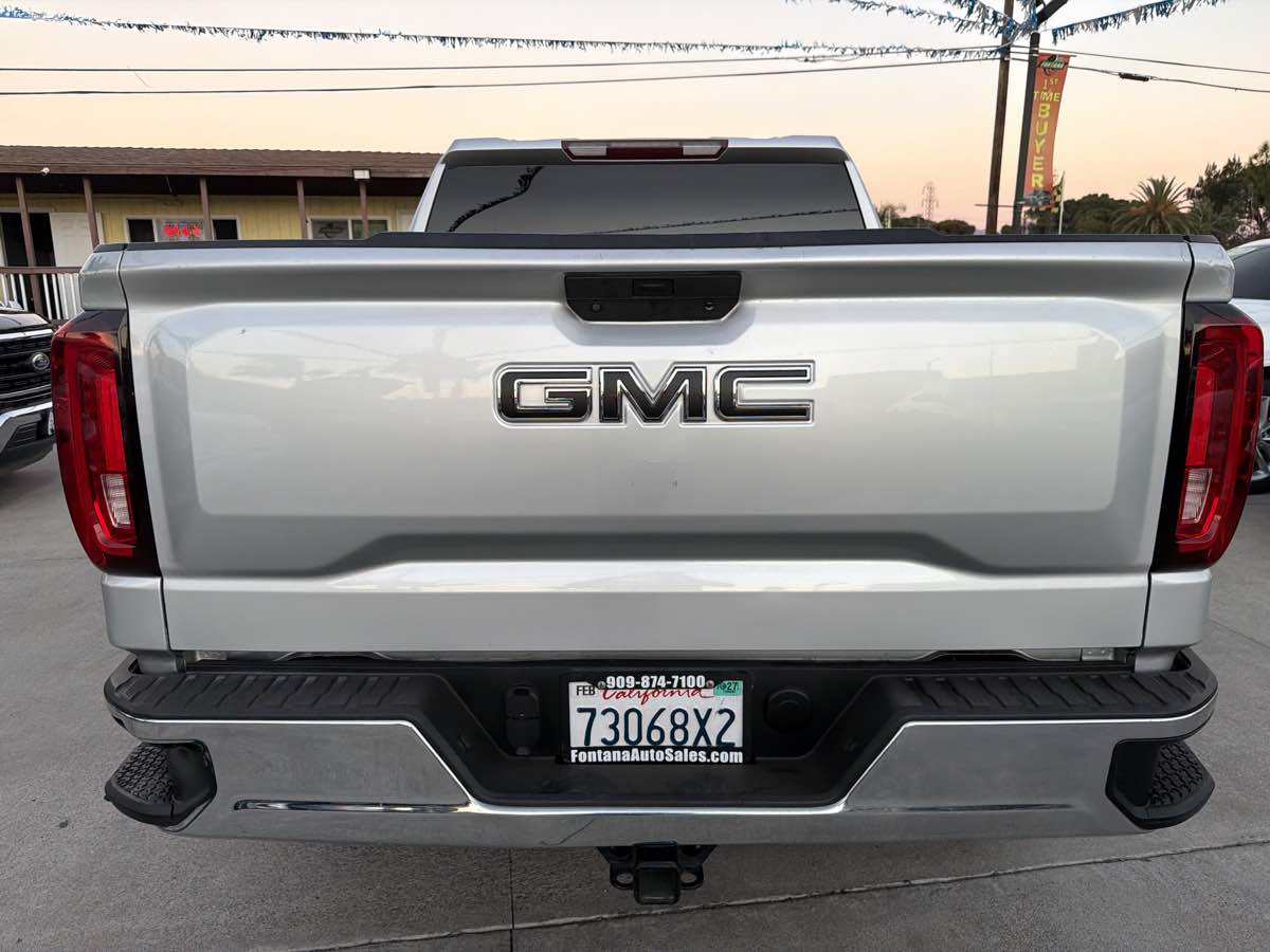 GMC Sierra photo 4