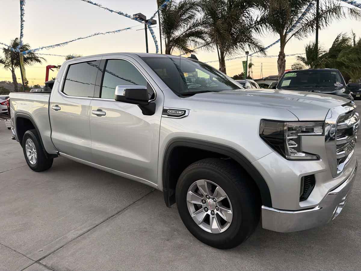 GMC Sierra photo 7