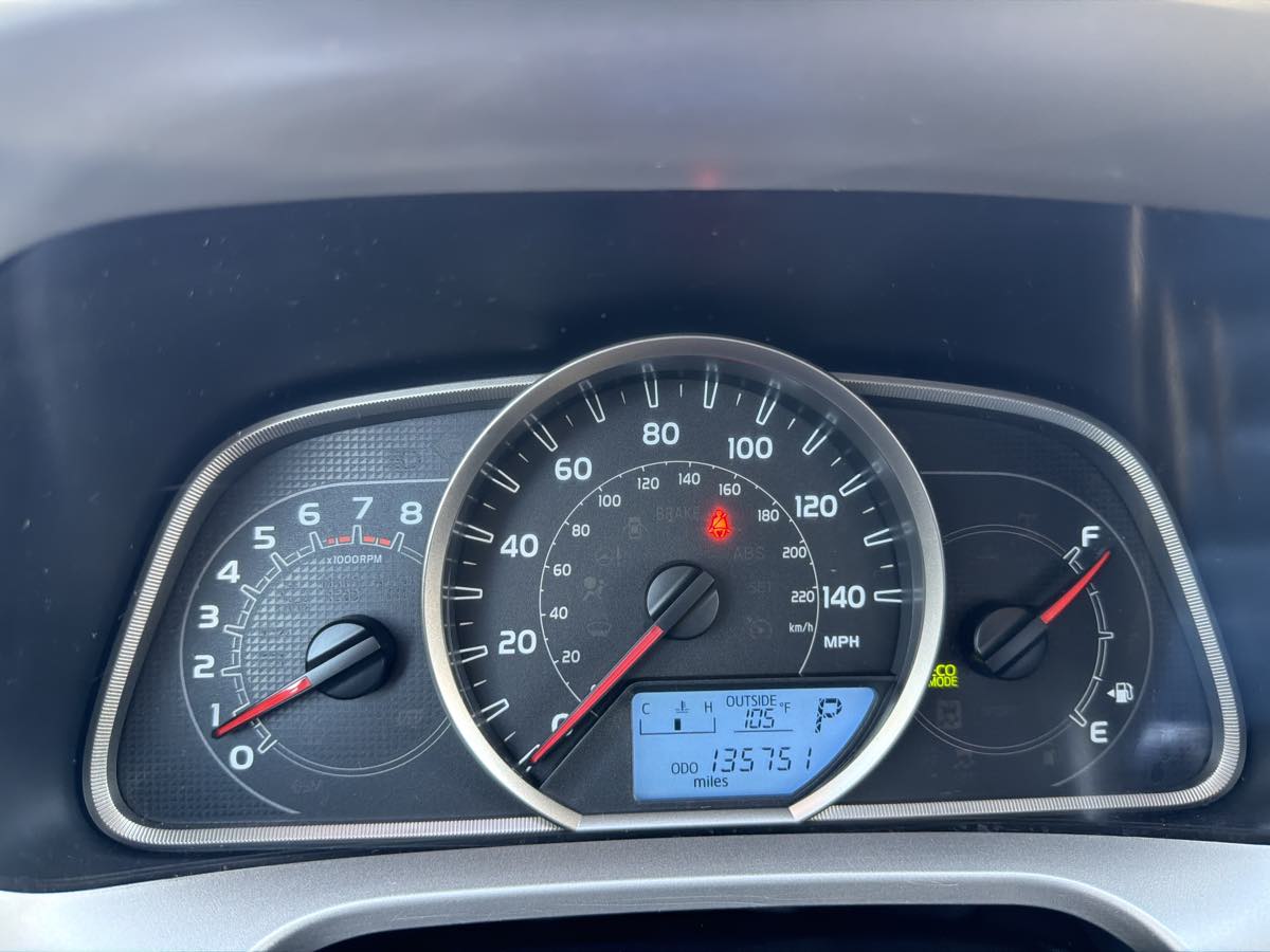 Toyota RAV4 photo 15