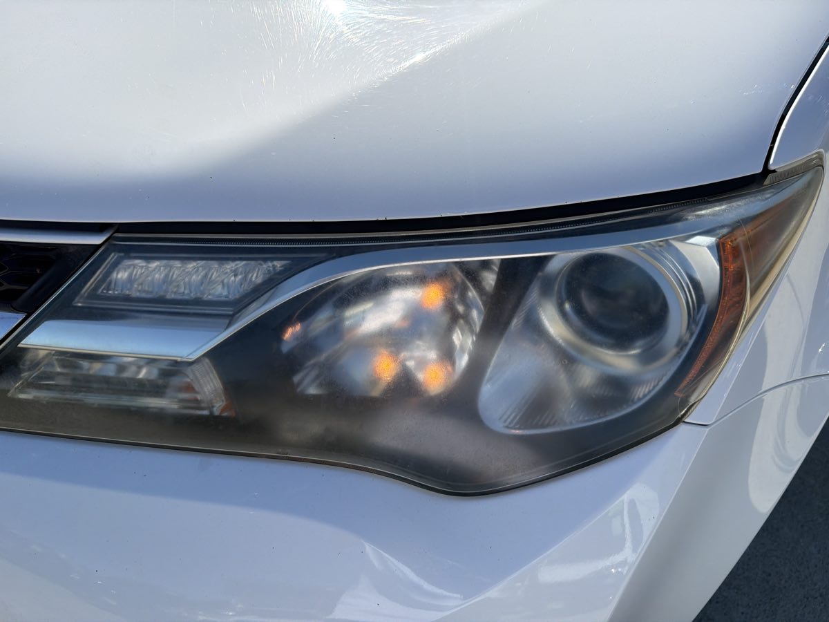 Toyota RAV4 photo 26