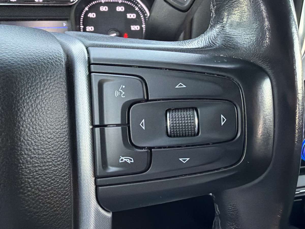 GMC Sierra photo 15