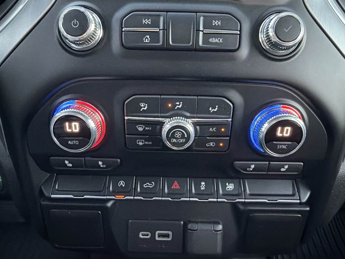 GMC Sierra photo 19