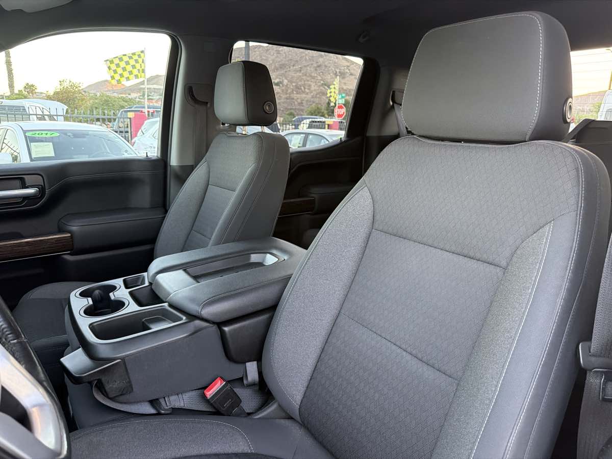 GMC Sierra photo 21
