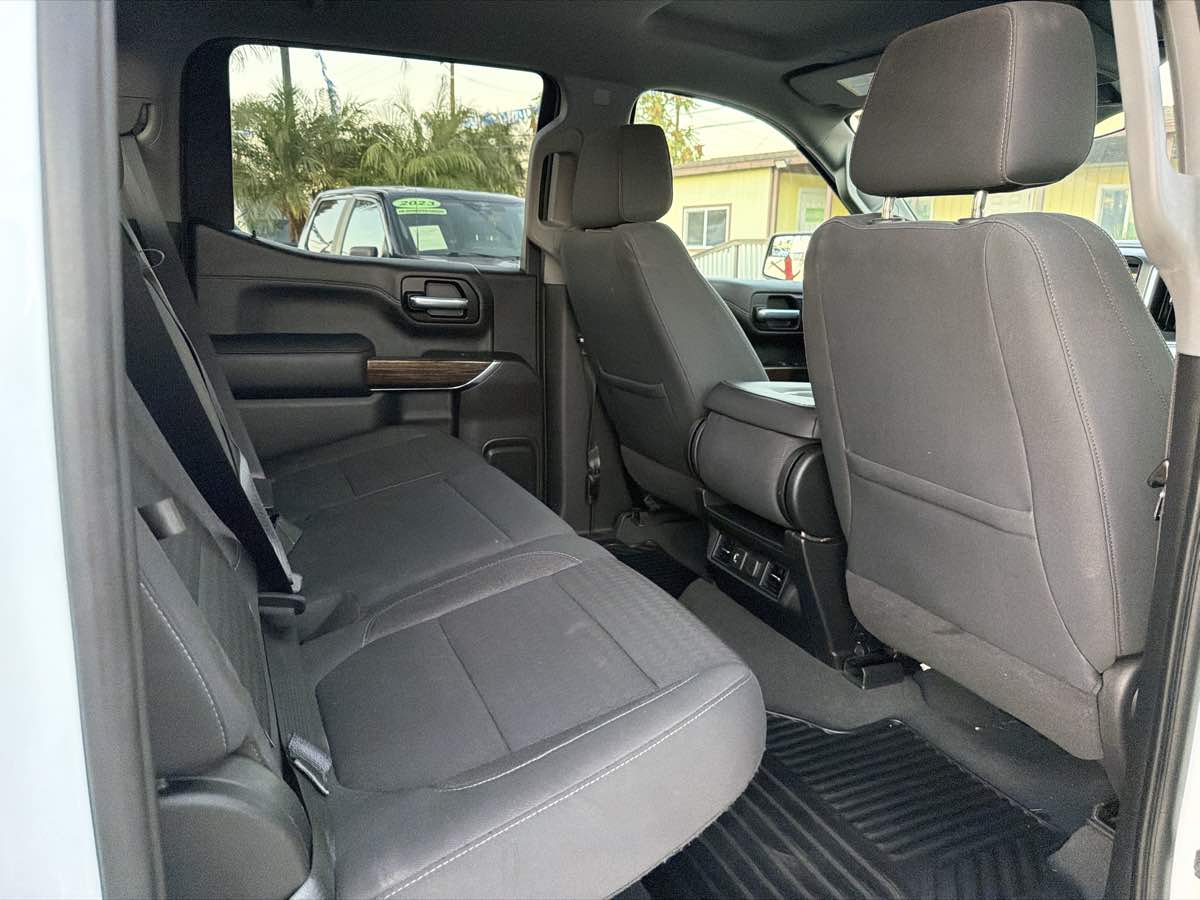 GMC Sierra photo 26