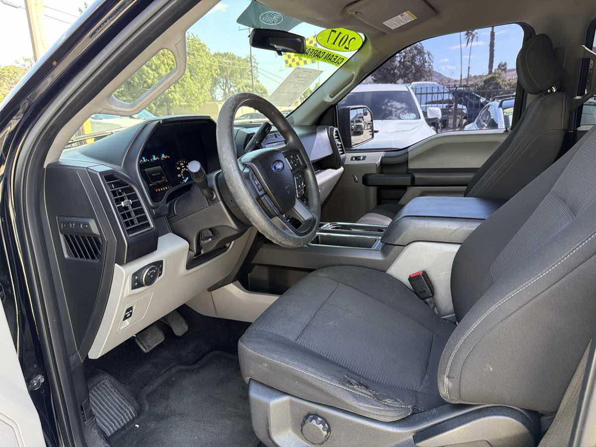 Ford F-150 photo 10