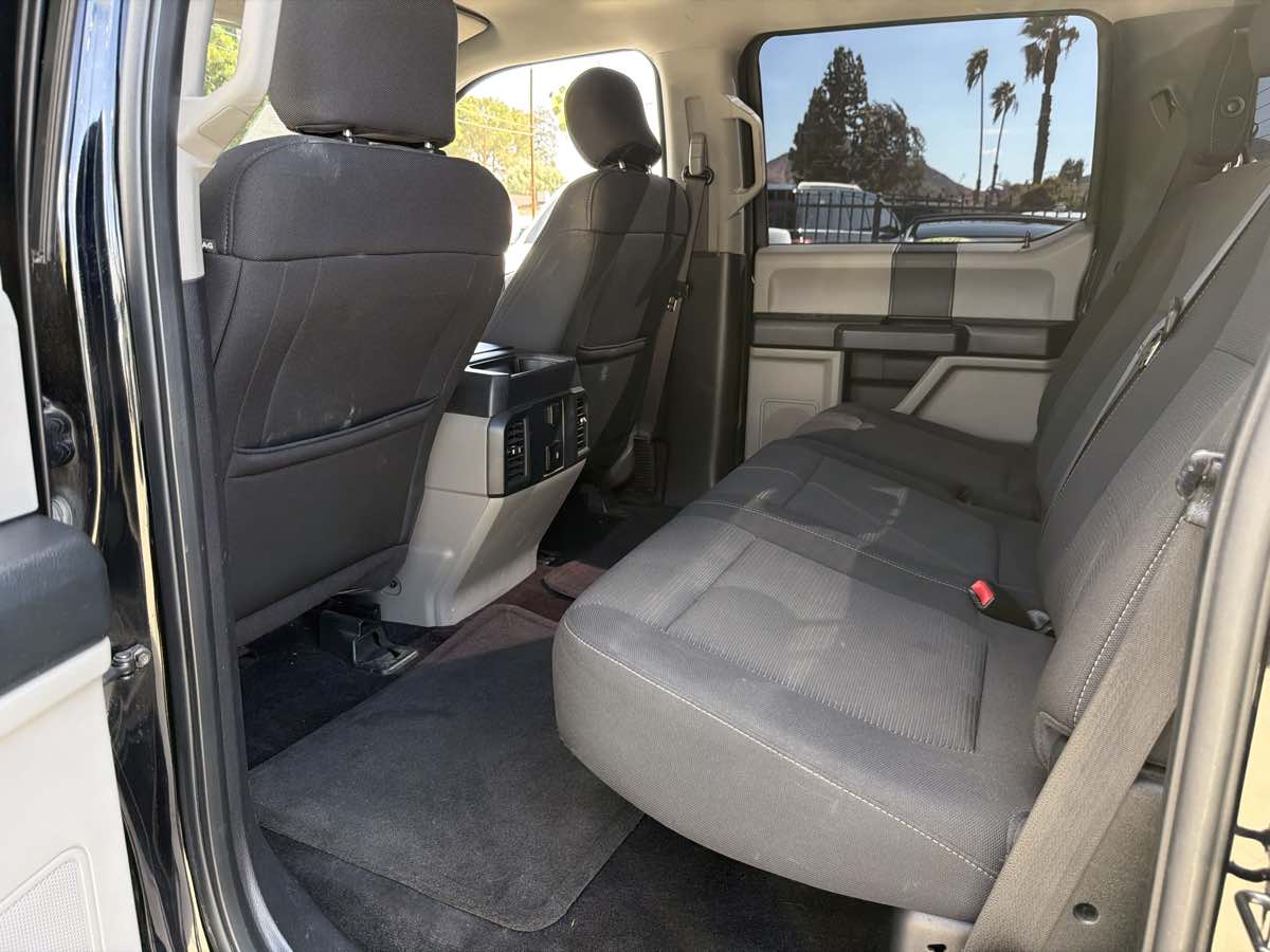 Ford F-150 photo 19