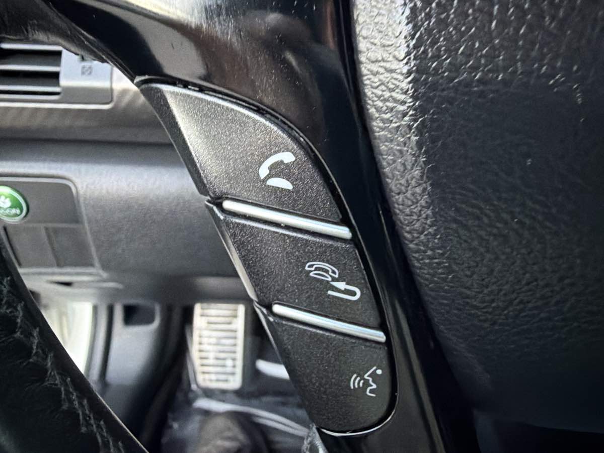 Honda Accord photo 15