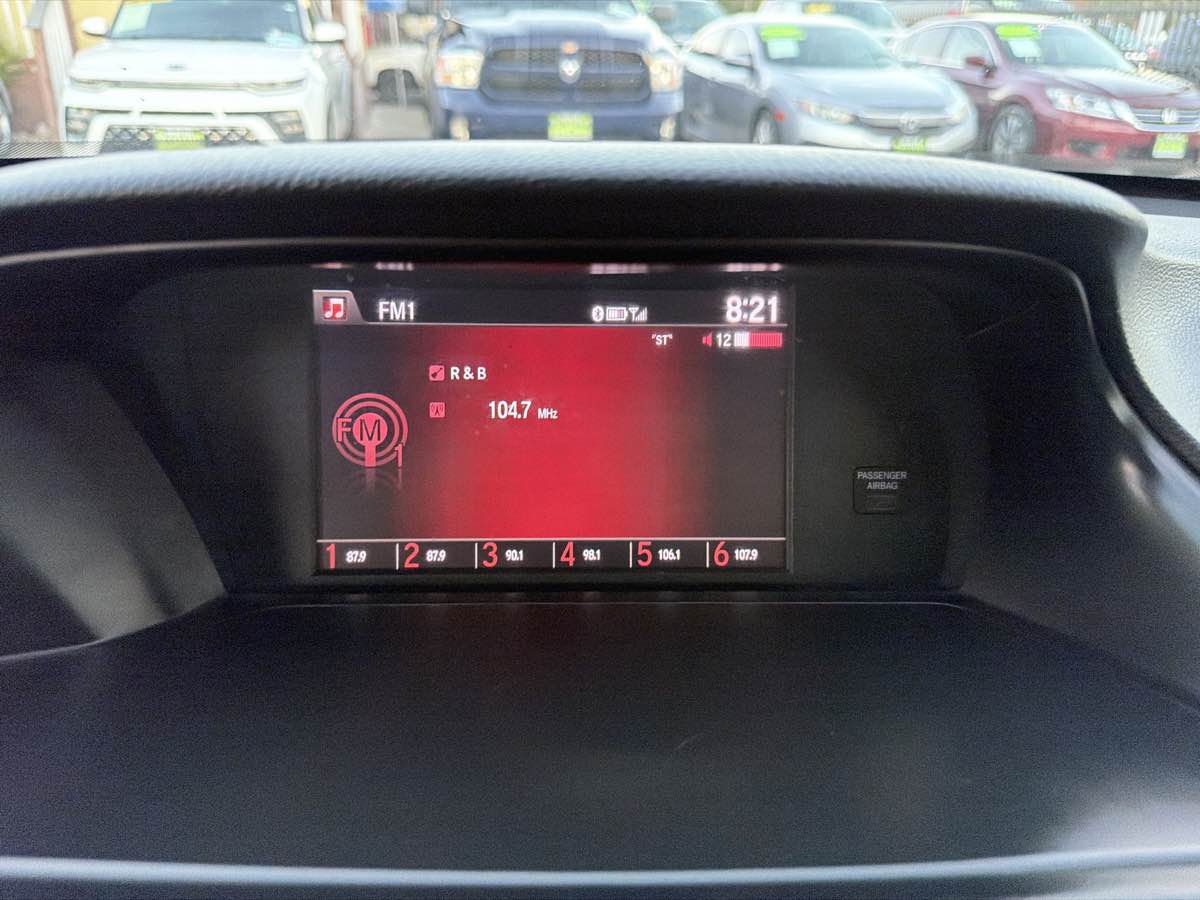 Honda Accord photo 17