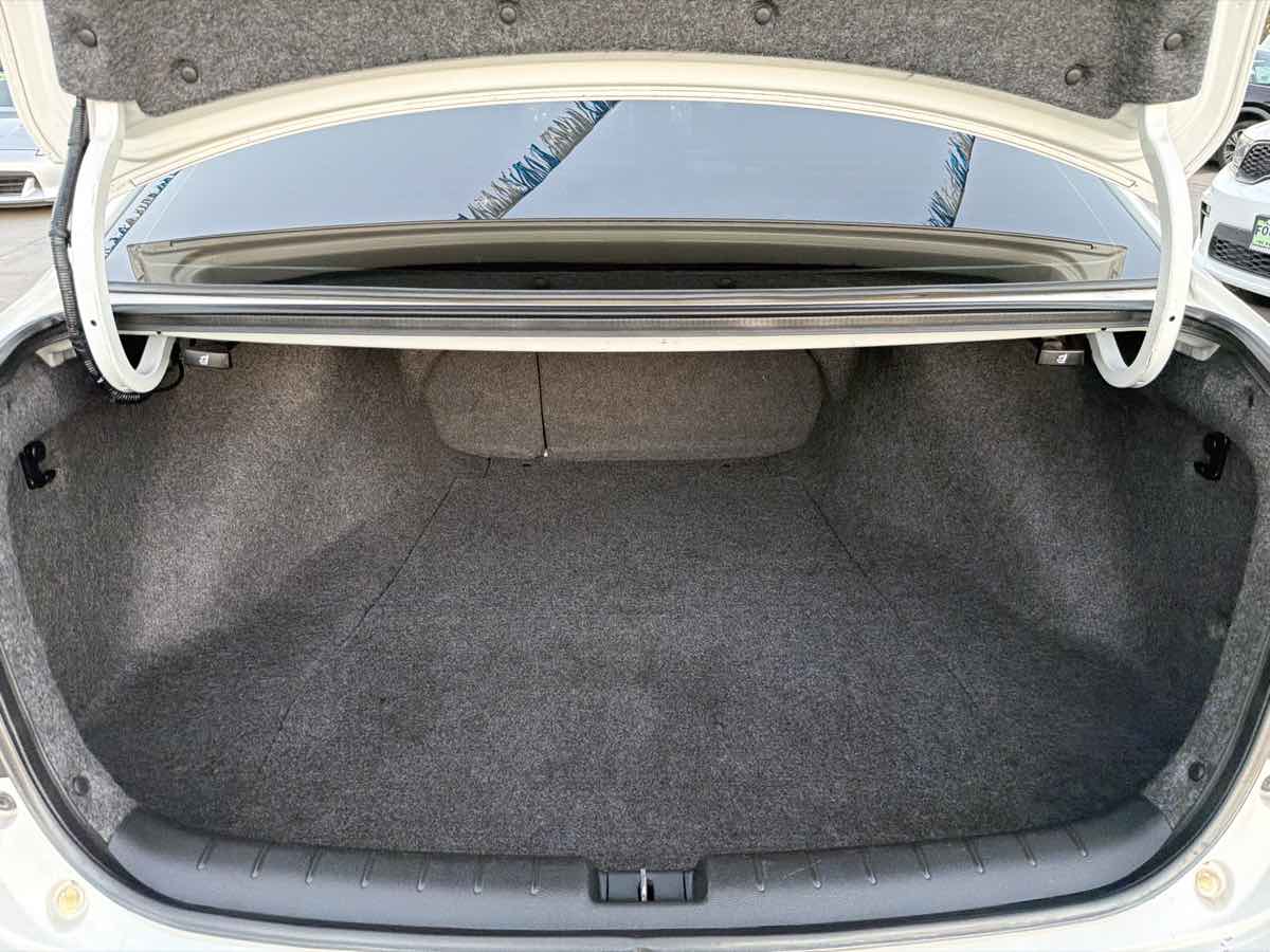 Honda Accord photo 23