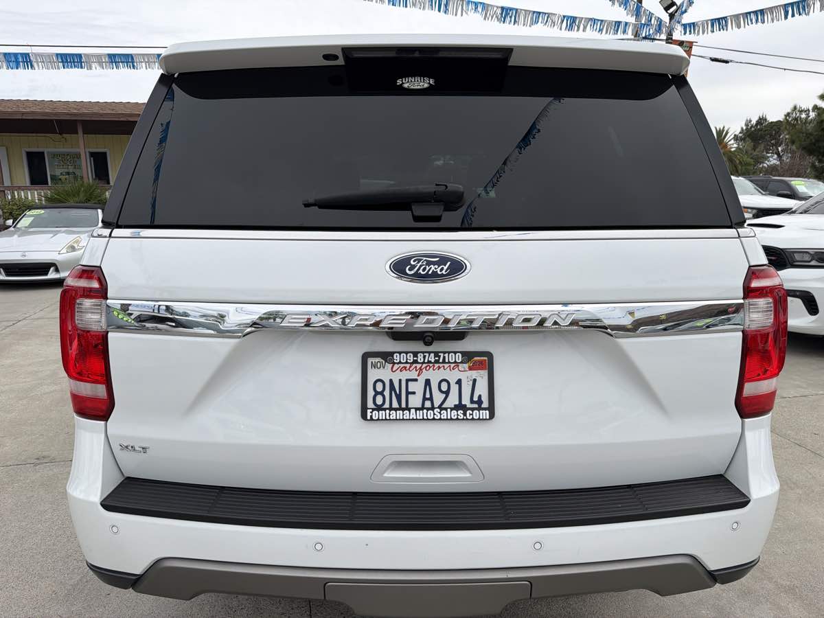 Ford Expedition photo 4