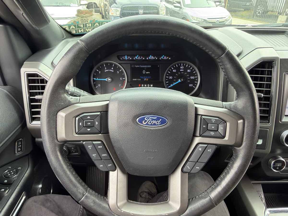 Ford Expedition photo 13