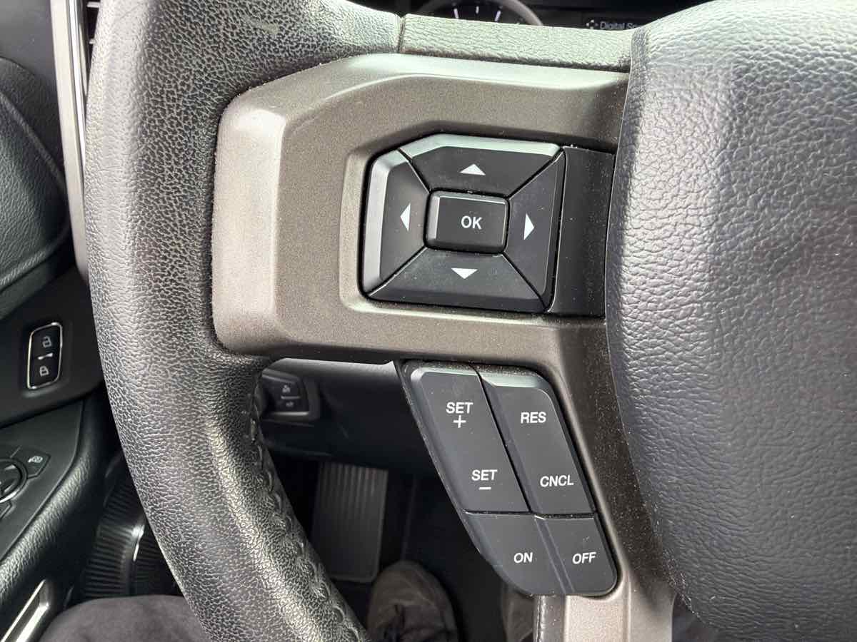 Ford Expedition photo 14