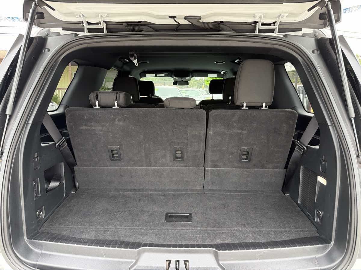Ford Expedition photo 26