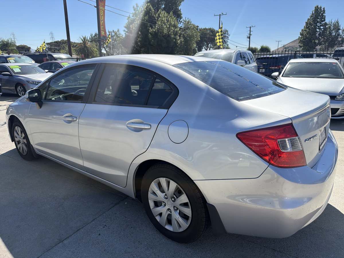 Honda Civic photo 3