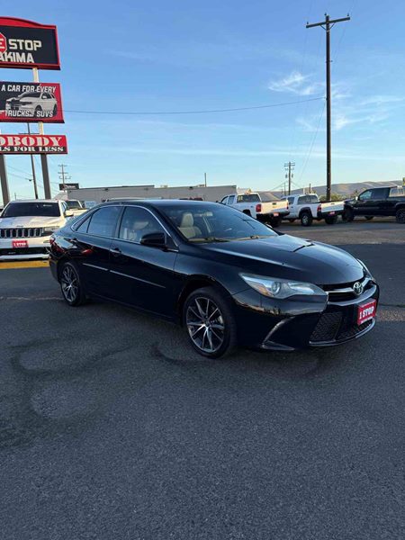 2015 Toyota Camry XSE