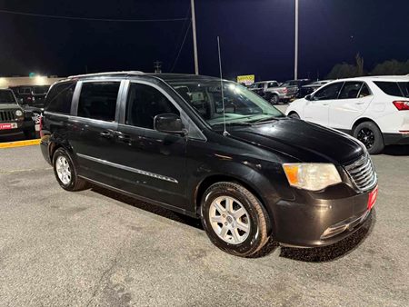 2013 Chrysler Town & Country Touring