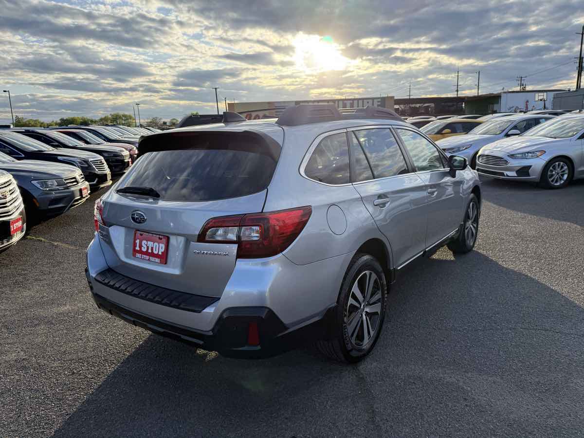 2018 Subaru Outback Limited - Photo 6