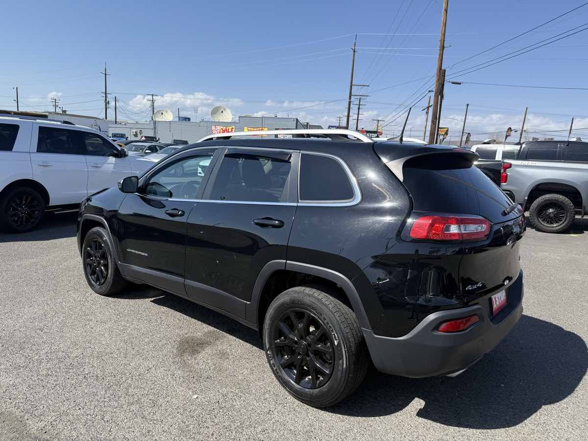 2018 Jeep Cherokee Latitude - Photo 3