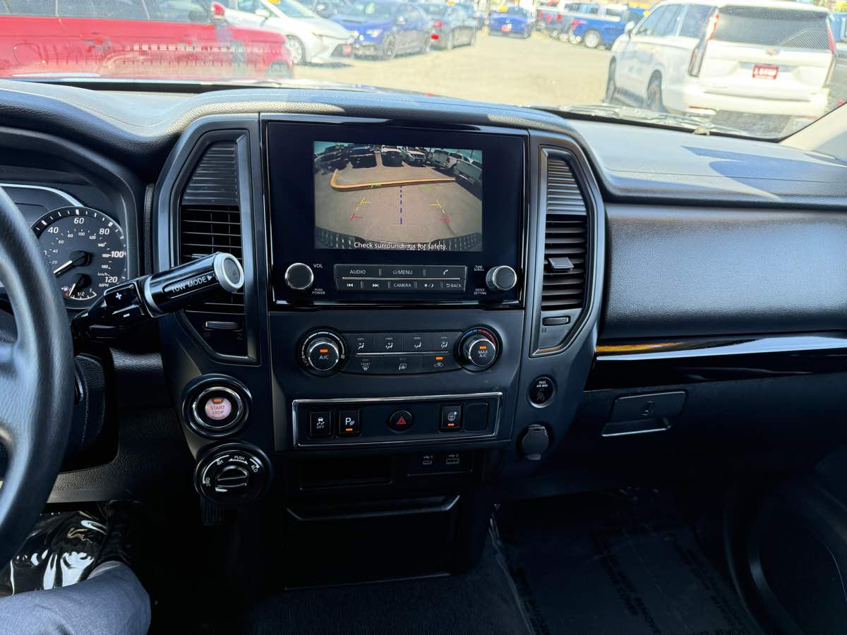 2023 Nissan Titan SV - Photo 8