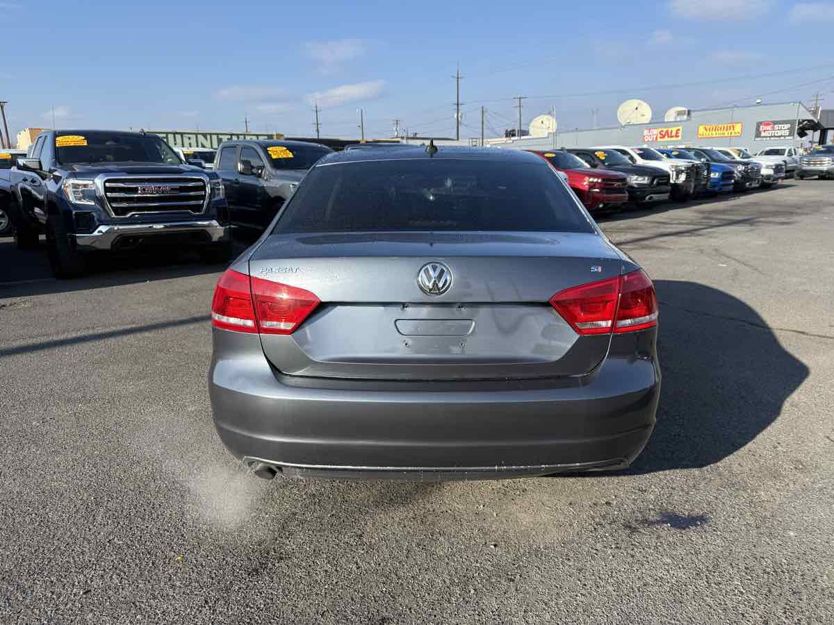 2014 Volkswagen Passat Wolfsbug Edition - Photo 4