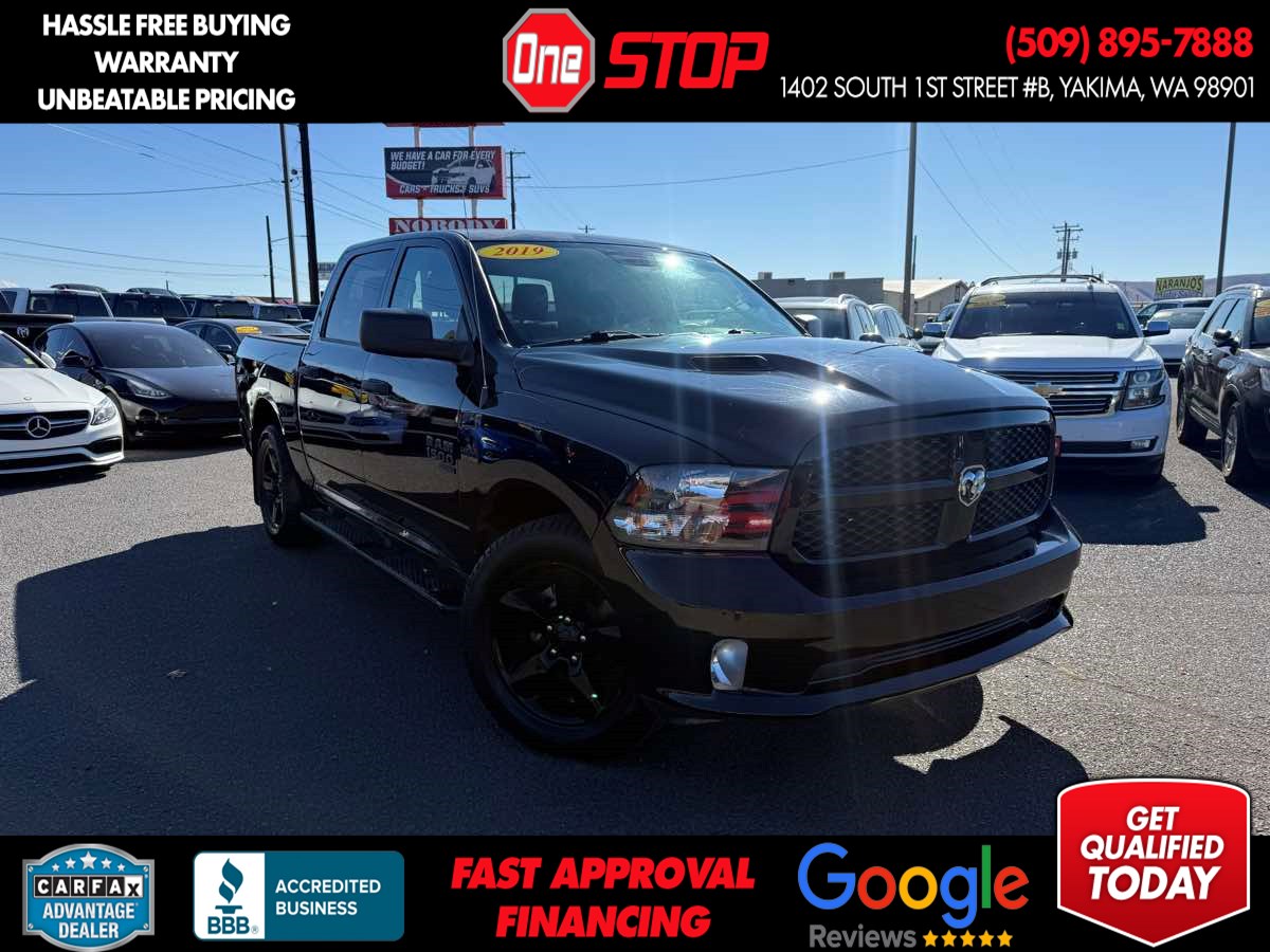 2019 RAM 1500 Classic Express Crew Cab 4x4 5'7's photo