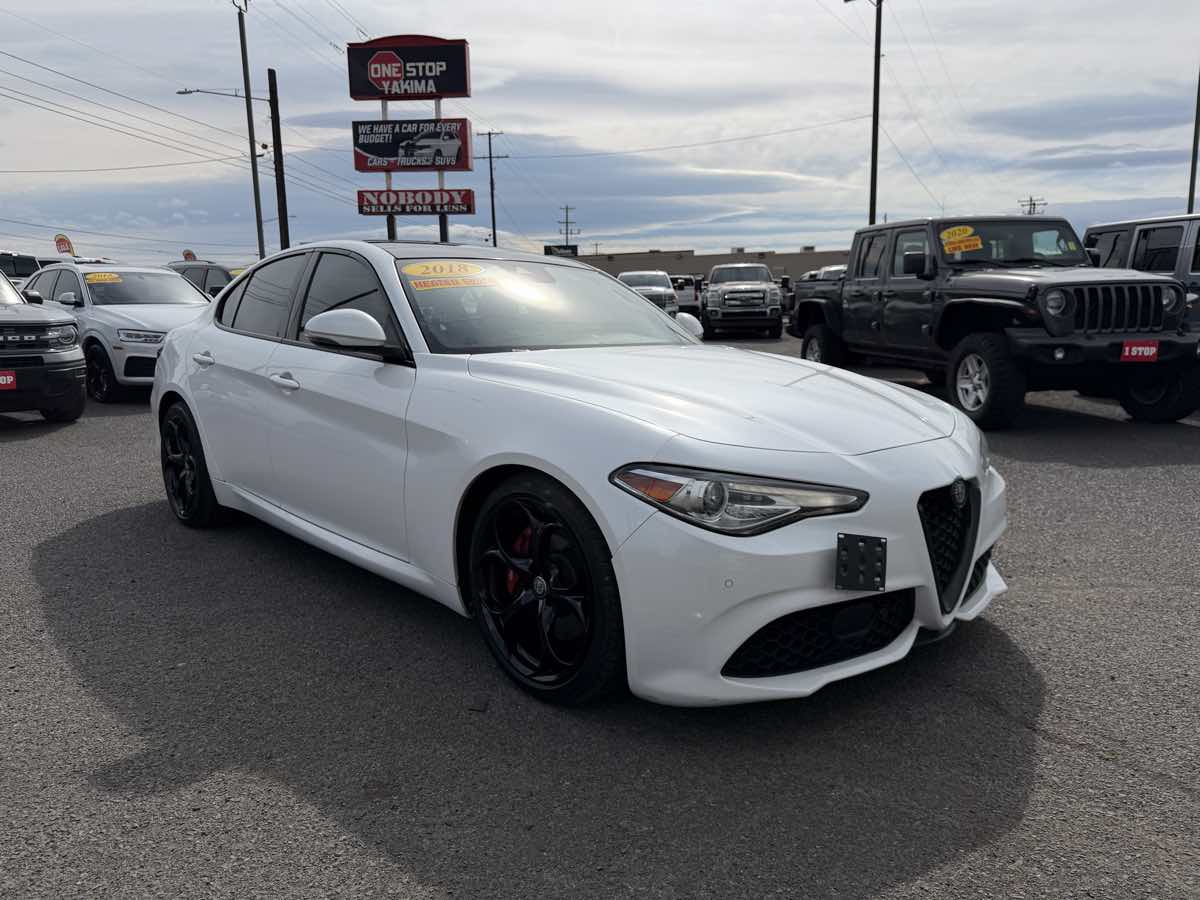 2018 Alfa Romeo Giulia Ti Sport RWD