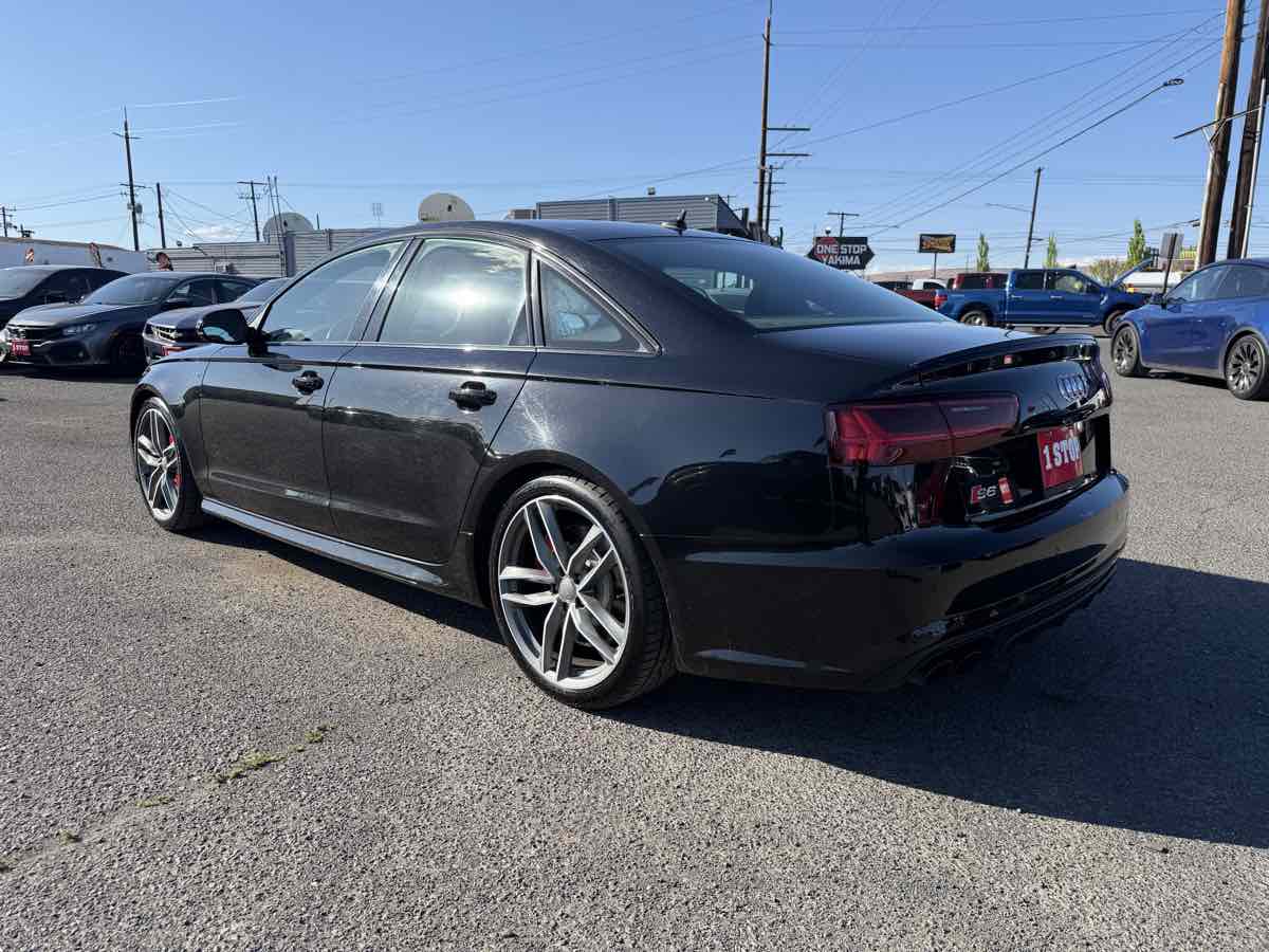 2017 Audi S6 Prestige