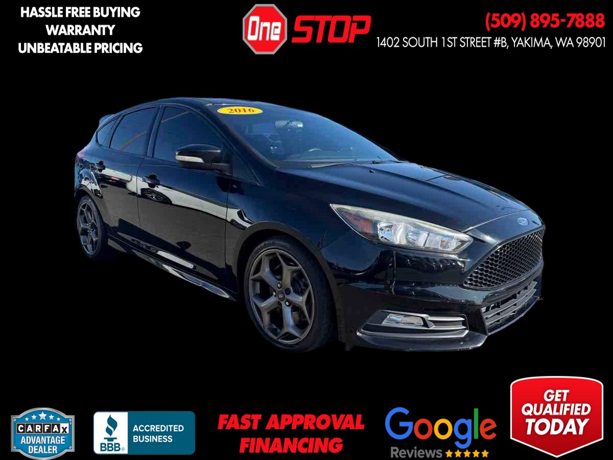 2016 Ford Focus 5 Door Hatch ST's photo