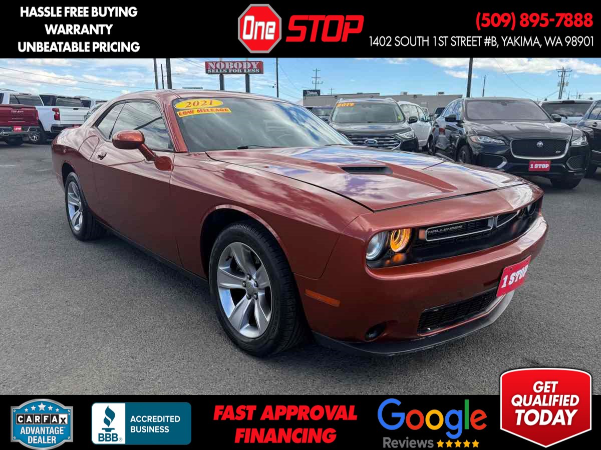 2021 Dodge Challenger SXT Auto's photo