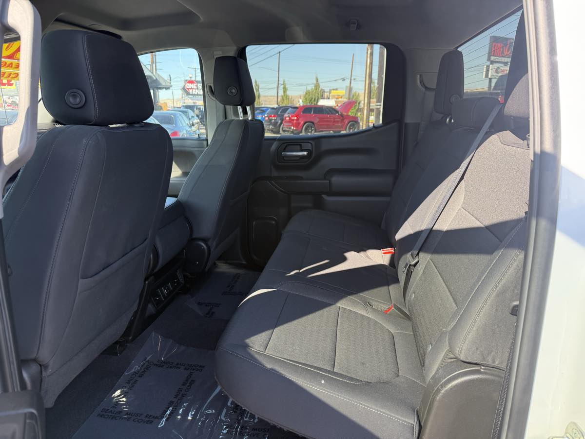 2020 Chevrolet Silverado 1500 LT - Photo 11