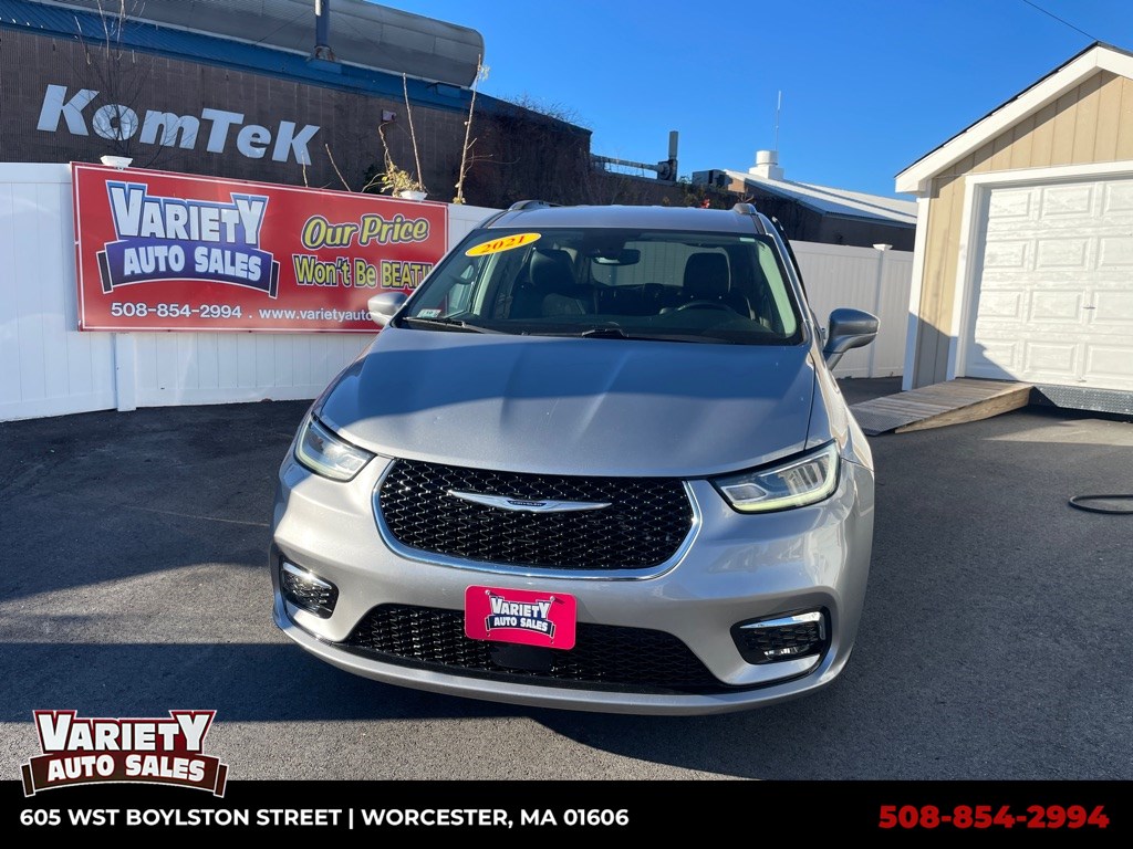 2021 Chrysler Pacifica Touring L