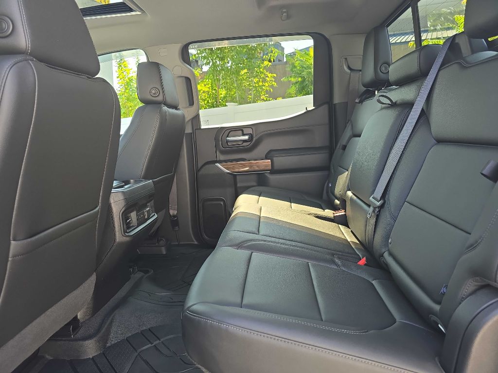 2020 Chevrolet Silverado 1500 LT Trail Boss photo 11