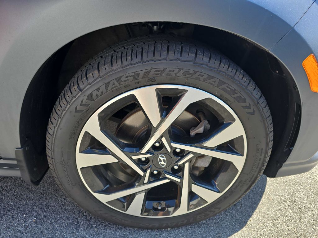 2022 Hyundai Kona Limited photo 4