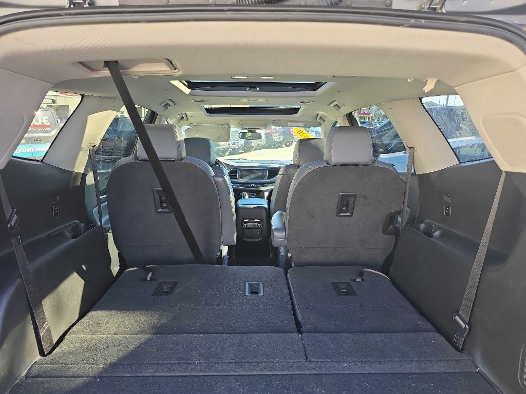 2020 Buick Enclave Essence photo 7