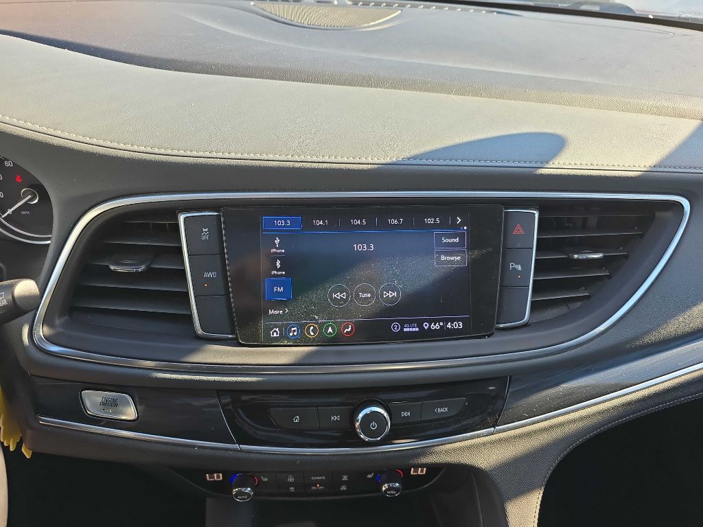 2020 Buick Enclave Essence photo 16