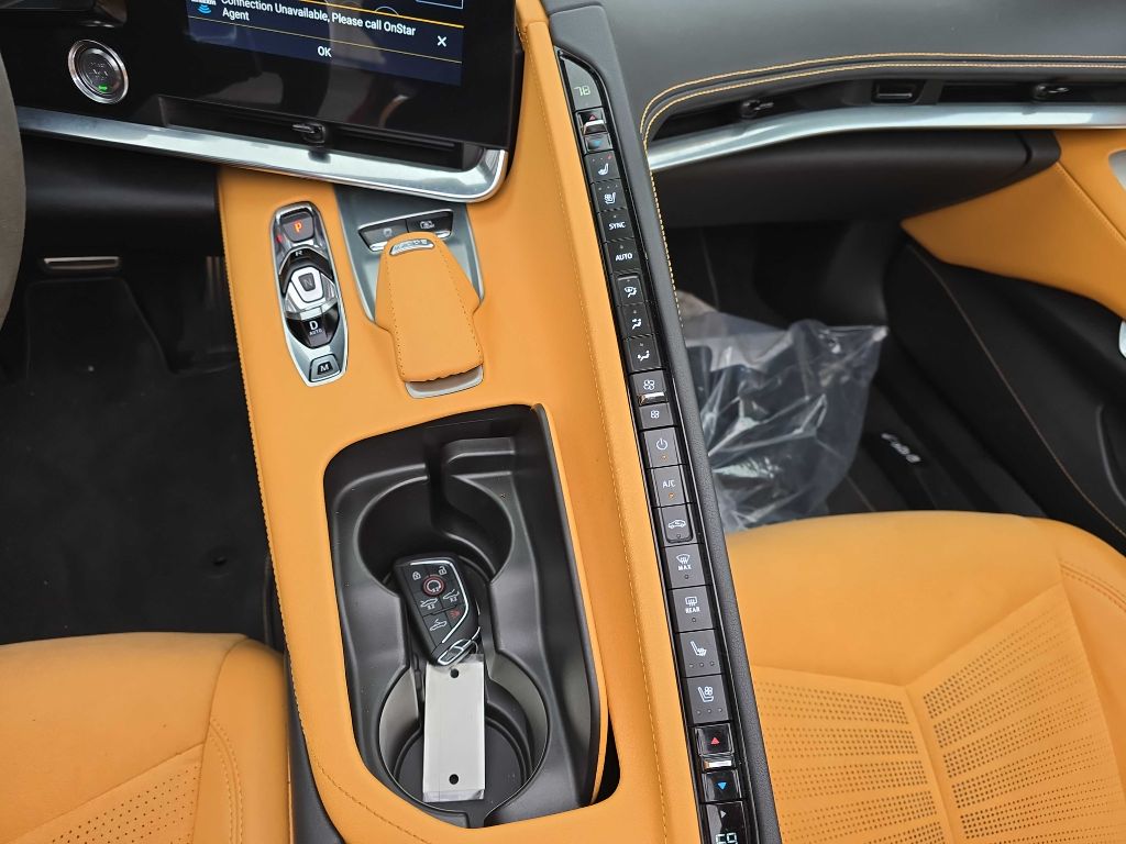 2023 Chevrolet Corvette 2LT - Photo 17