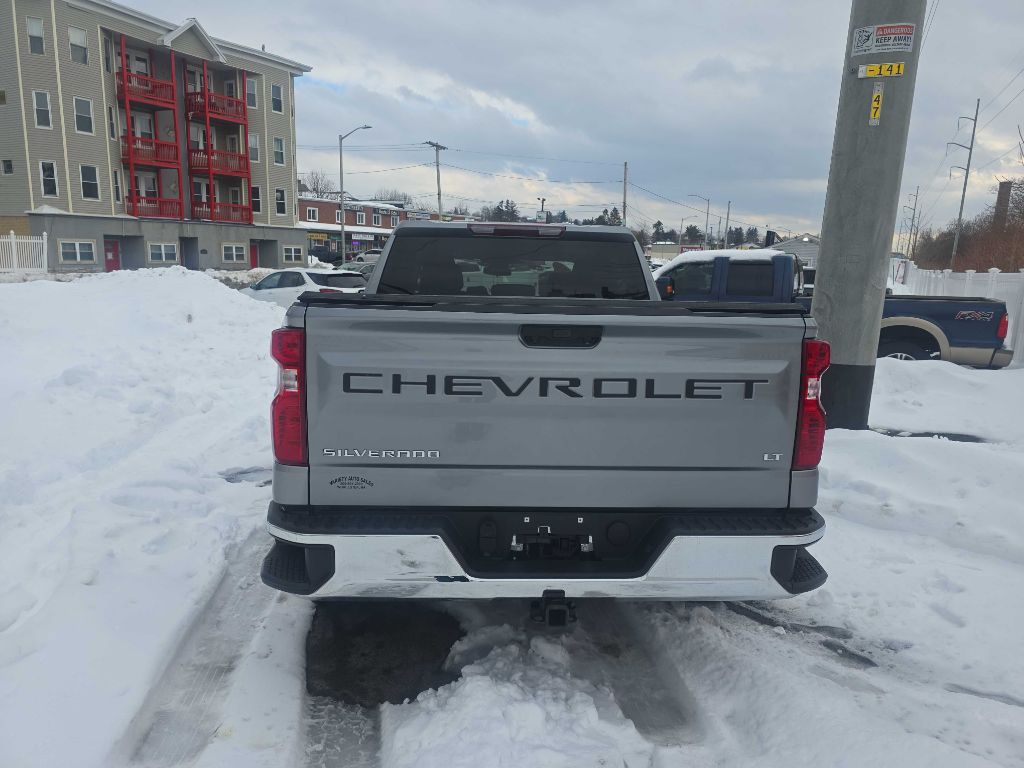 2023 Chevrolet Silverado 1500 LT - Photo 7