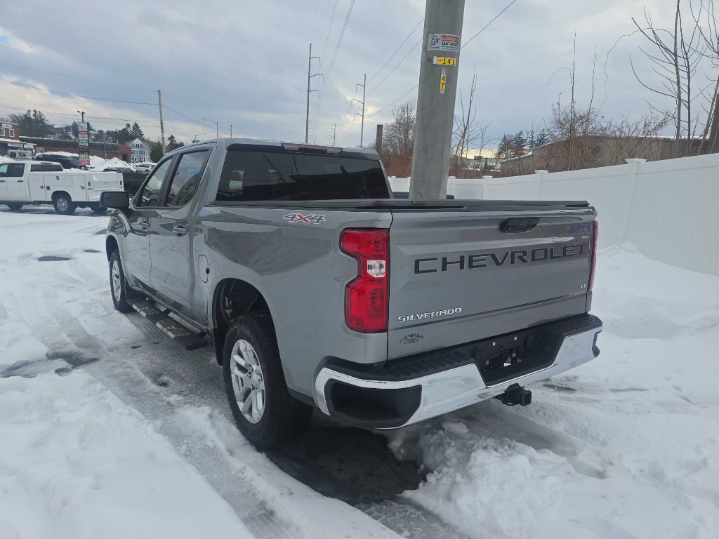 2023 Chevrolet Silverado 1500 LT - Photo 9
